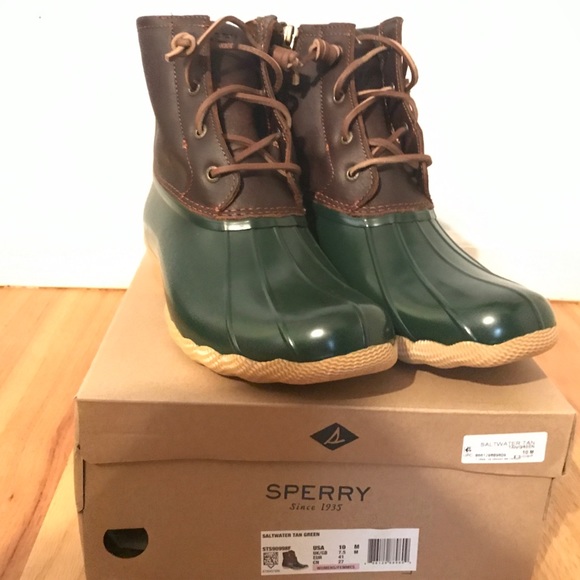 Sperry Shoes - Sperry Women’s Saltwater Duck Boot